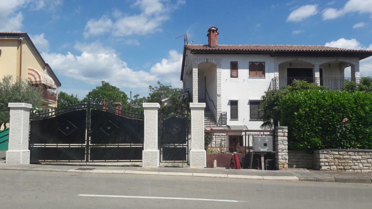 Apartment Radovan Poreč Buitenkant foto